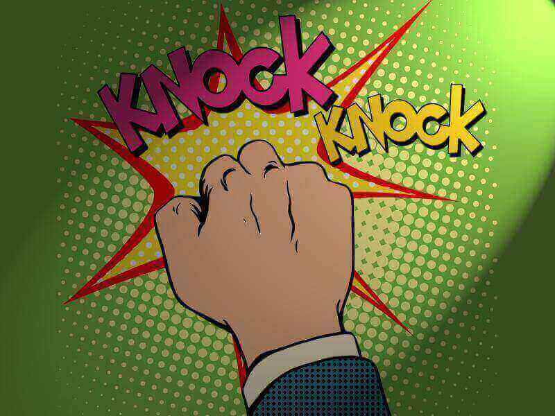 Konopljo prodajajo odvrat do vrat.